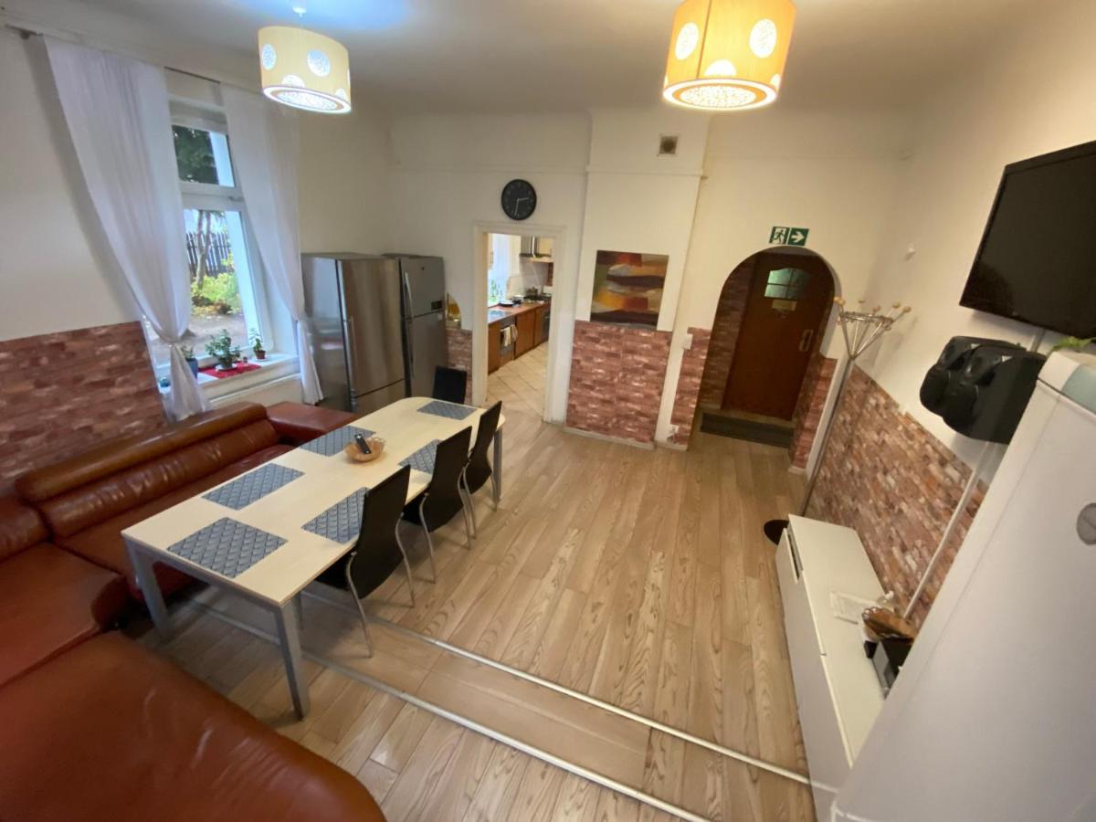 Hostel Piaseczno П'ясечно Екстер'єр фото